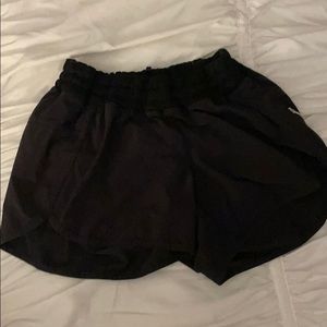 Black lulu shorts